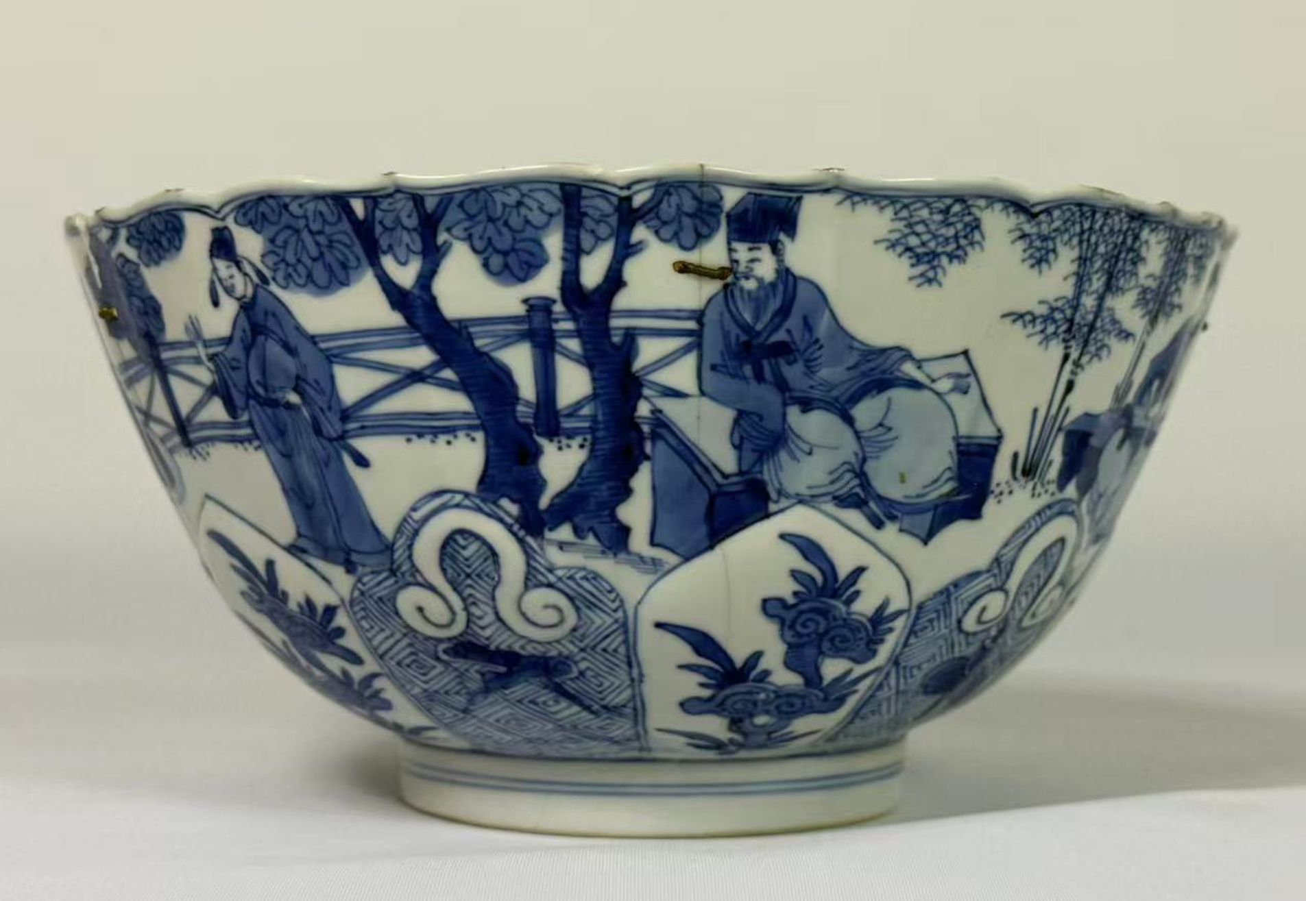 021 Kangxi Period Blue and White ‘Seven Sages of the Bamboo Grove’ Bowl with Molded Lotus Petal Decoration, Qing Dynasty