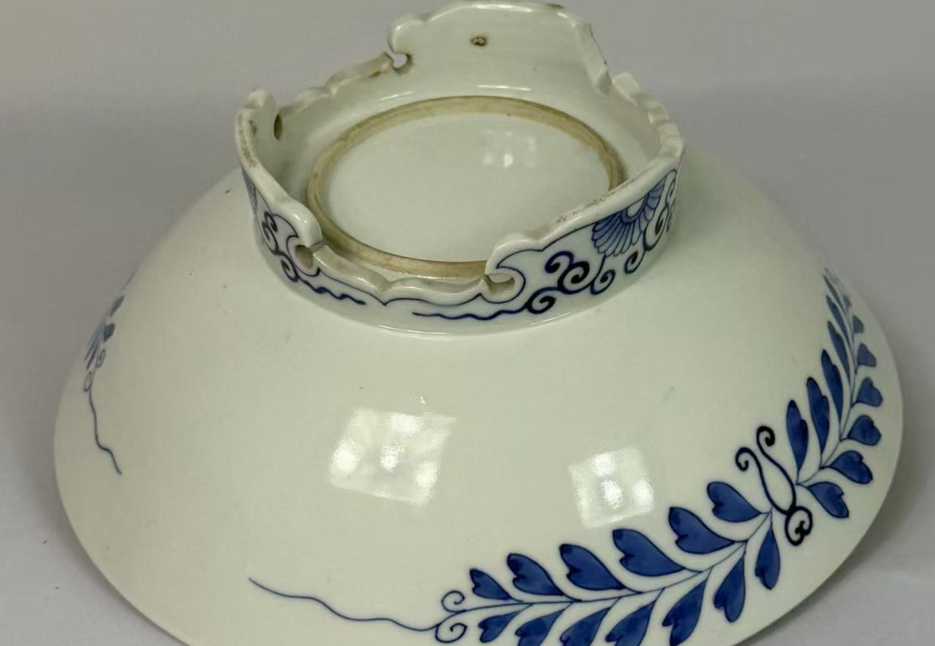 014 Chinese Blue and White ‘Children at Play’ Offering Dish