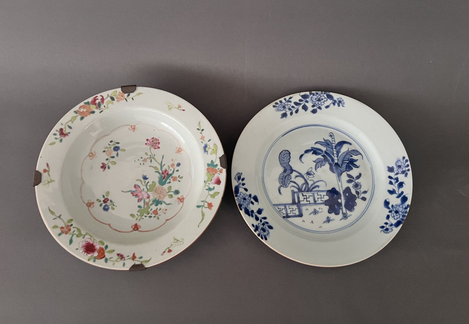010 Two early Qing dynasty plates